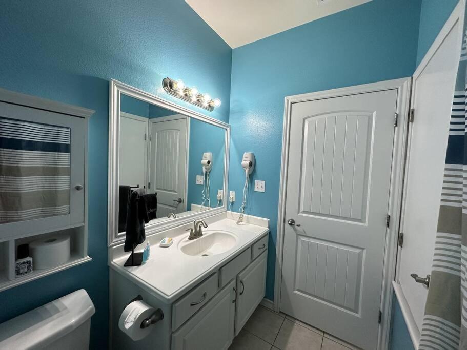 Barefoot Bungalow - Pet Friendly- 2 Bdrm Townhome Корпъс Кристи Екстериор снимка