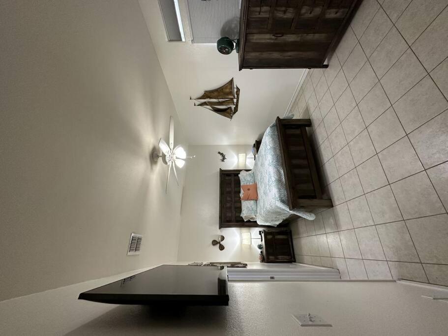 Barefoot Bungalow - Pet Friendly- 2 Bdrm Townhome Корпъс Кристи Екстериор снимка